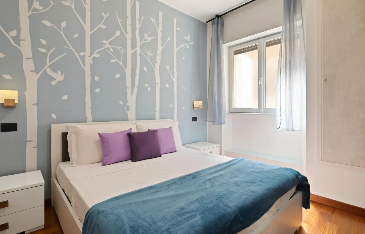 Apartment 3 Bed Modern Flat - 15 Minutes Walk To Colosseum Rome